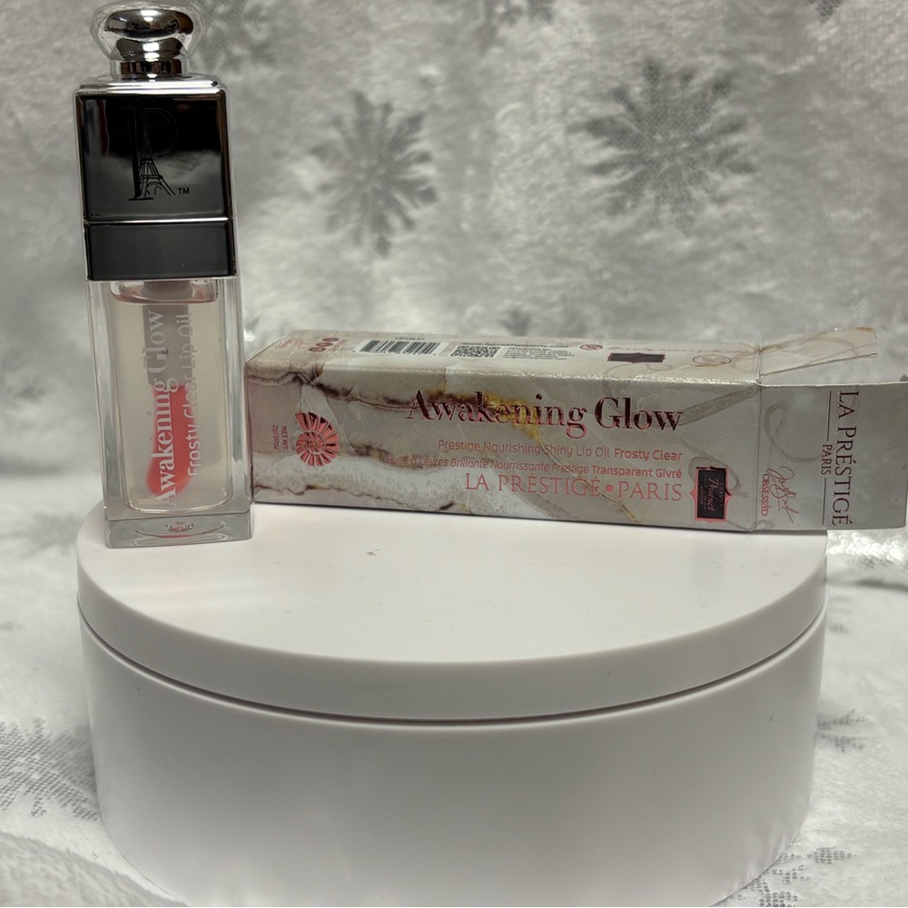 La Predire Prestige Paris Awakening Glow Lip Gloss New In Box  Frosty Clear